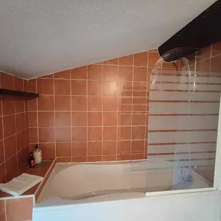 Апартаменти Charme De Victor Conciergeriedamecarcas *