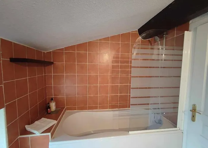 Apartment Charme De Victor Conciergeriedamecarcas *