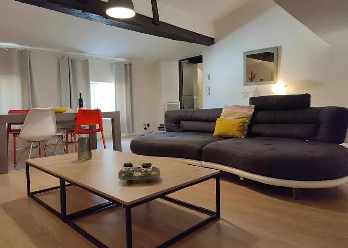 Charme De Victor Conciergeriedamecarcas